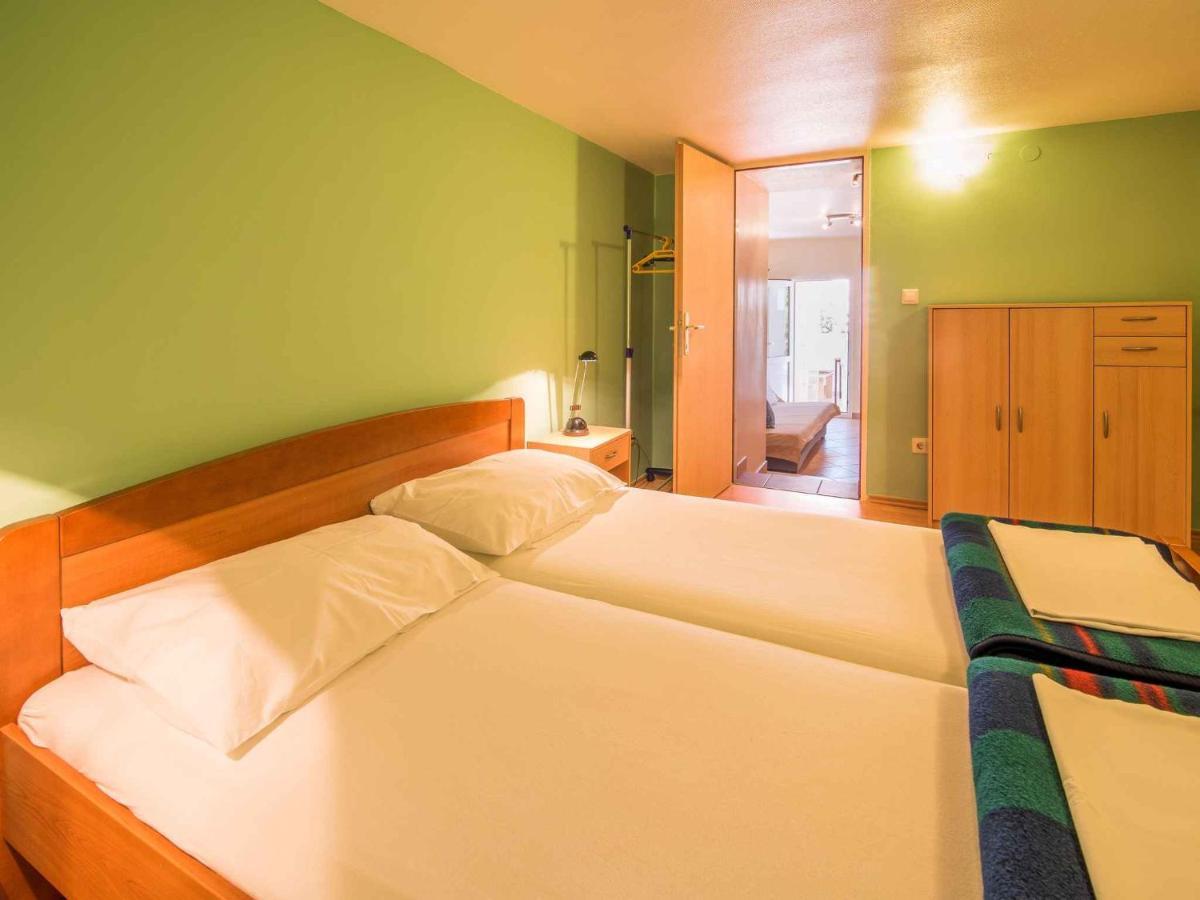Apartment In Vrbnik/Insel Krk 13614 Εξωτερικό φωτογραφία