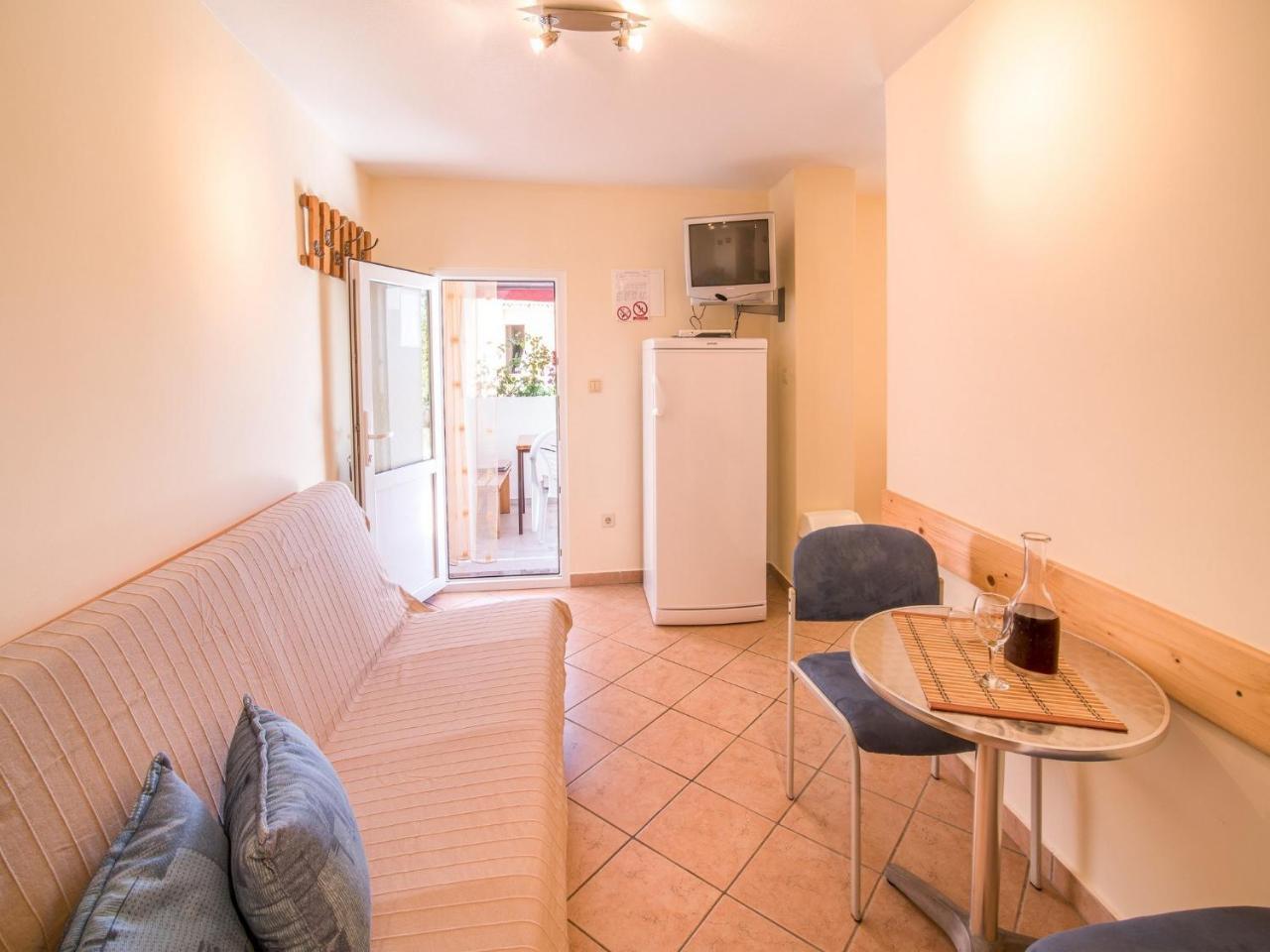 Apartment In Vrbnik/Insel Krk 13614 Εξωτερικό φωτογραφία
